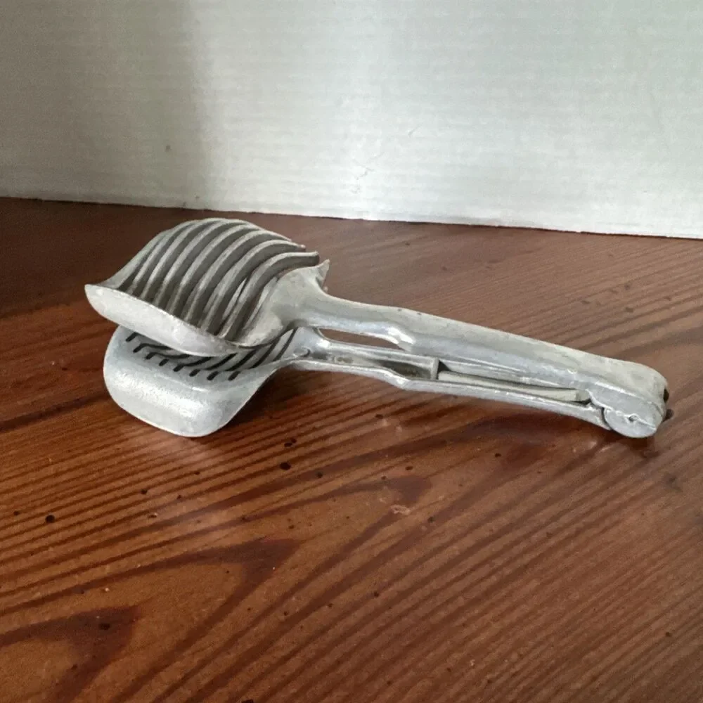Vintage Hand Held Tongs Tomato Onion Egg Slicer Farm House Decor Citrus Squeezer